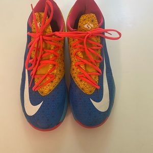 KD basketball shoes